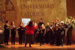 Clase Ejecutiva UC graduó a 1485 nuevos alumnos de sus programas de diplomado online