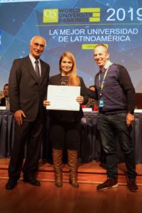 Clase Ejecutiva UC graduó a alumnos de Walmart de sus programas de diplomado online.