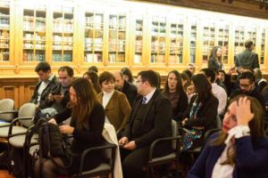 Clase Ejecutiva UC graduó a alumnos de Walmart de sus programas de diplomado online.