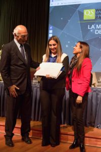 Clase Ejecutiva UC graduó a alumnos de Walmart de sus programas de diplomado online.